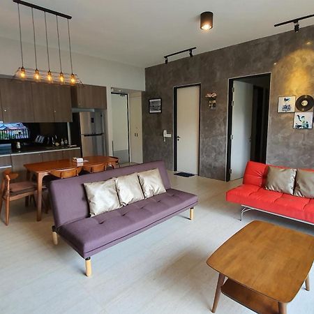 By The Sea Beach Luxury Resort - Batu Ferringhi Exterior photo